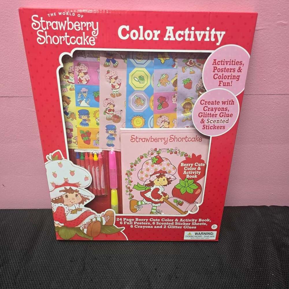 Strawberry Shortcake Color Activity Set Art Kit